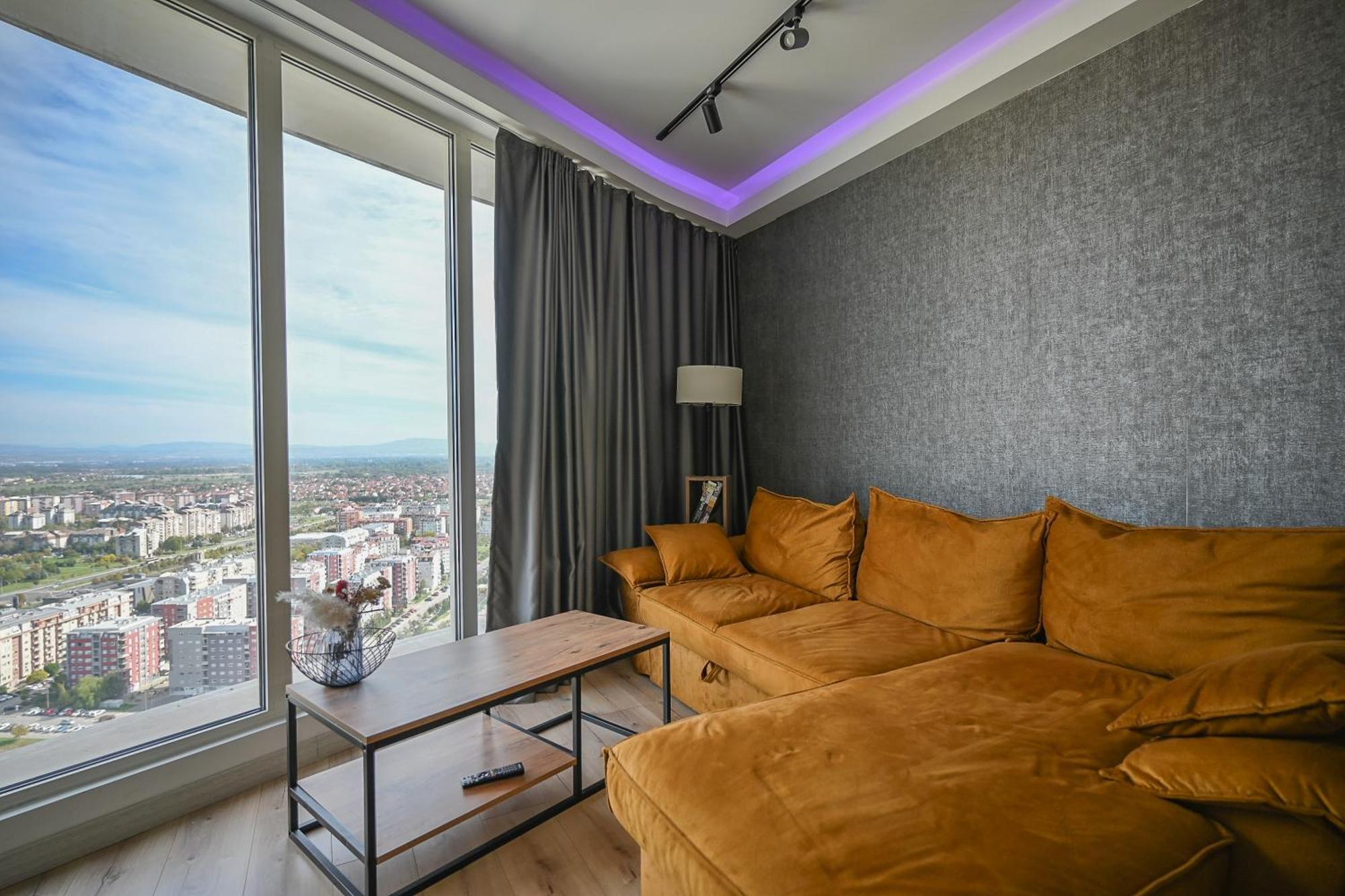 Alfred Sky Smart Apartment 29Th Spa Included สโกเปีย ภายนอก รูปภาพ